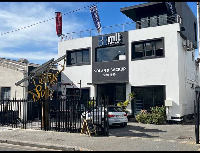 BUSINESS PROPERTY TO RENT IN CLAREMONT